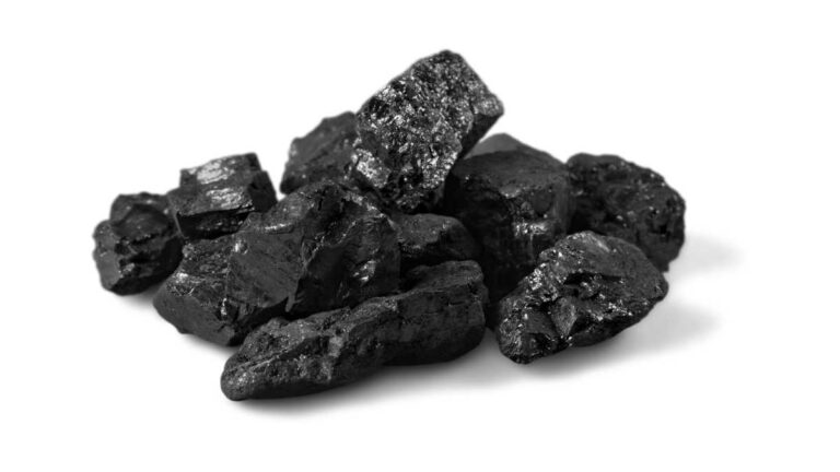 Composto exclusivamente por carbono: descobertas recentes e usos promissores