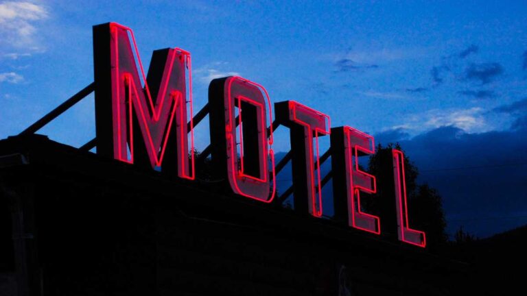 Motel No Pinheirinho: Experiência Confortável e Discreta